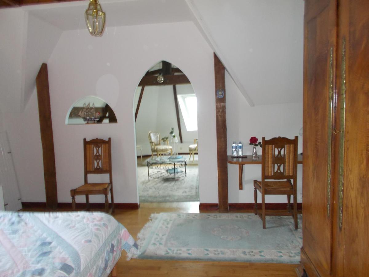Les Ajoncs Bed and Breakfast Plougrescant Eksteriør billede